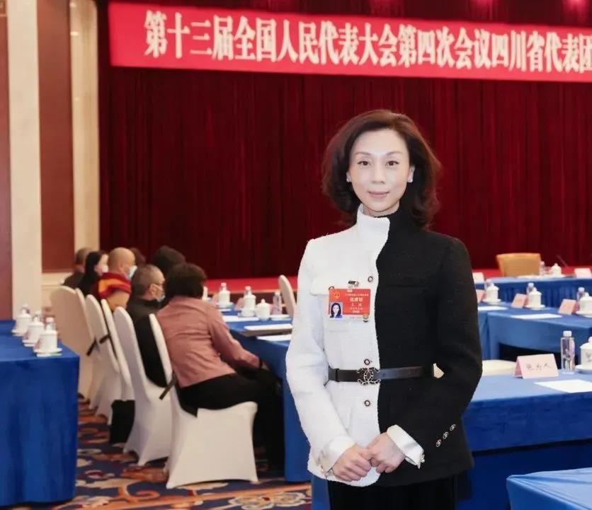 081057515869.jpg 董2.jpg