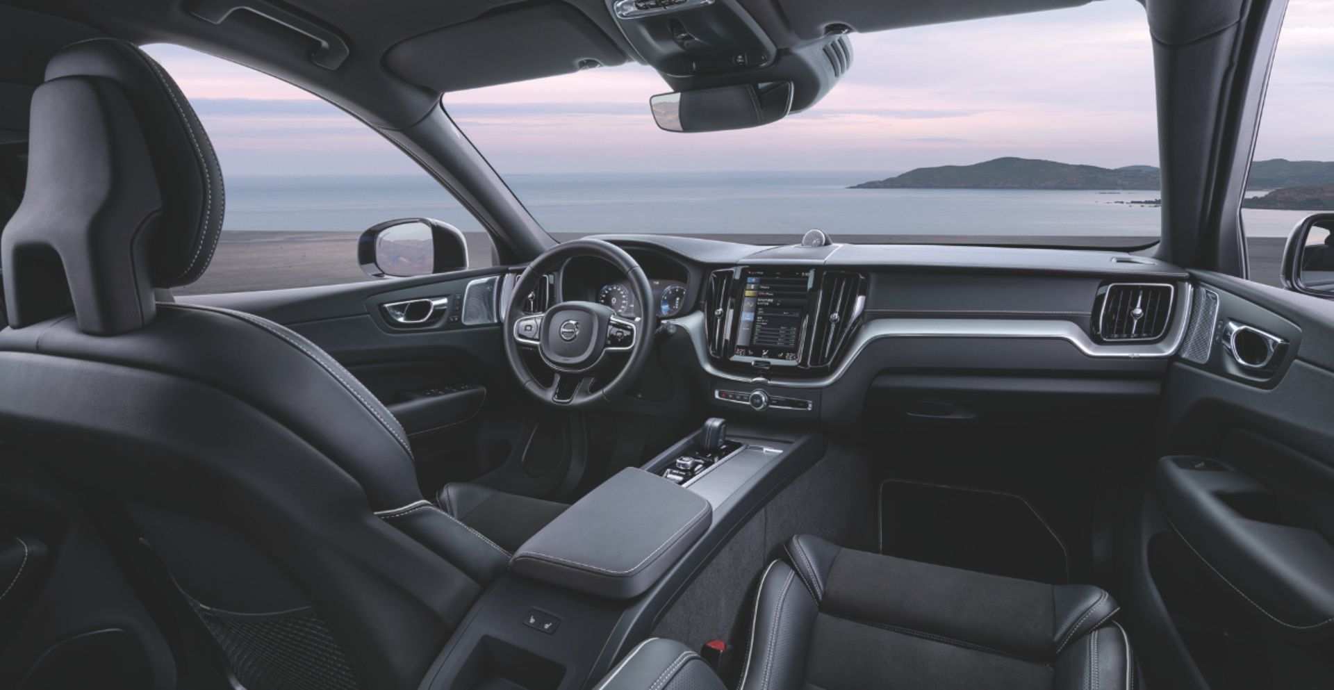 081344384791.jpg XC60 _MY21 Launch_Interior_Lake_fn_CMYK_CN_202007-大图.jpg